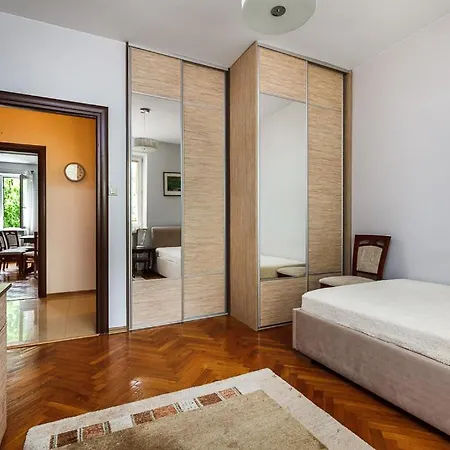 Apartament 350m Od Morza Διαμέρισμα *